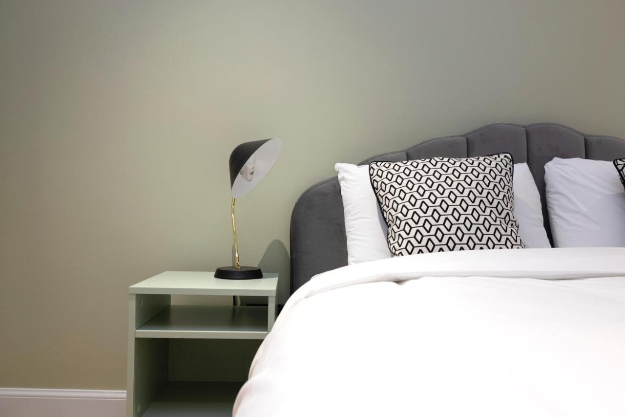 Dragon Suites Luxury Serviced Apartments At Alva Street إدنبرة المظهر الخارجي الصورة